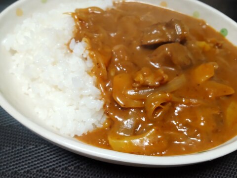 隠し味はりんごバタージャム♪簡単カレー